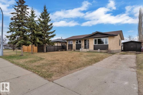 20 Caledonia Drive, Leduc, AB - Outdoor