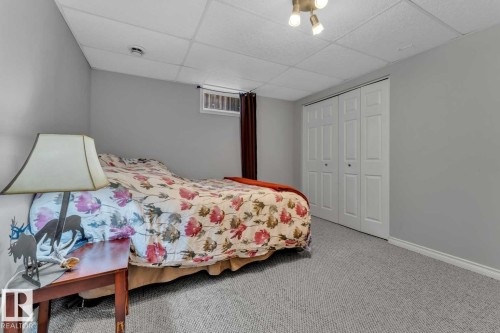 20 Caledonia Drive, Leduc, AB - Indoor Photo Showing Bedroom