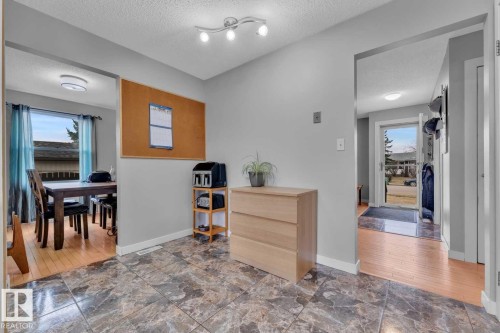 20 Caledonia Drive, Leduc, AB - Indoor