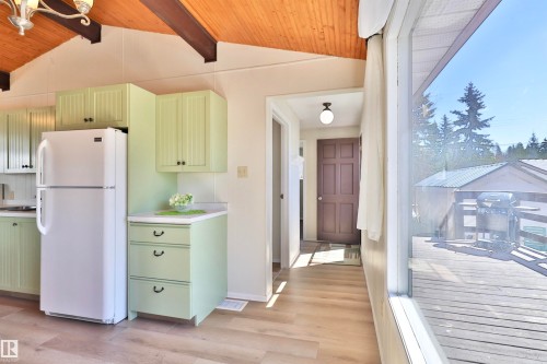 Rural Wetaskiwin County, AB - Indoor Photo Showing Kitchen