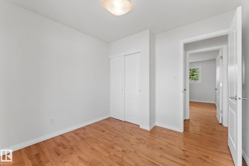 8804 135 Avenue, Edmonton, AB - Indoor Photo Showing Other Room