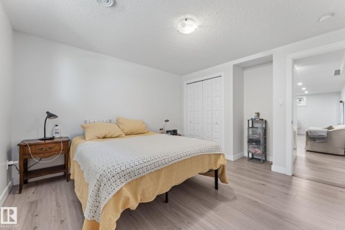 8804 135 Avenue, Edmonton, AB - Indoor Photo Showing Bedroom