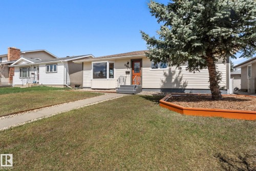 8804 135 Avenue, Edmonton, AB - Outdoor With Facade