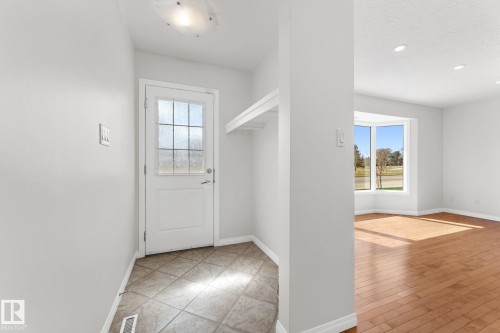8804 135 Avenue, Edmonton, AB - Indoor Photo Showing Other Room