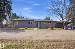 36 55000 LAMOUREUX Drive Rural Sturgeon County, AB T8L 5A7