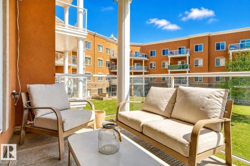 235 263 Macewan Road, Edmonton, AB - Outdoor