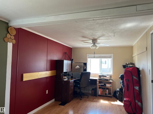 2 Sunset Boulevard, Spruce Grove, AB - Indoor Photo Showing Office