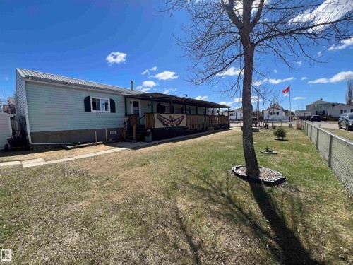 2 Sunset Boulevard, Spruce Grove, AB - Outdoor