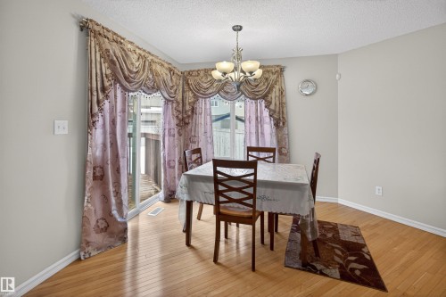20707 56 Avenue, Edmonton, AB - Indoor Photo Showing Dining Room