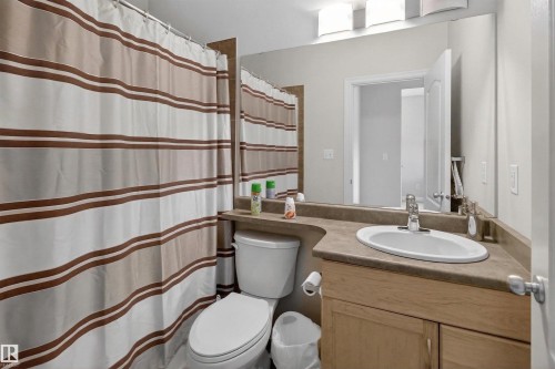 20707 56 Avenue, Edmonton, AB - Indoor Photo Showing Bathroom