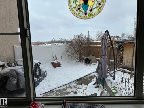 4804 Landsdowne Avenue, Blackfalds, AB - Outdoor