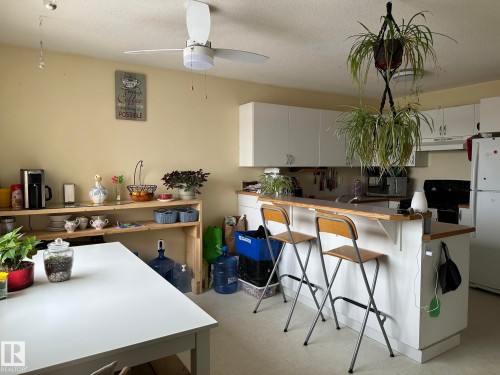 4804 Landsdowne Avenue, Blackfalds, AB - Indoor