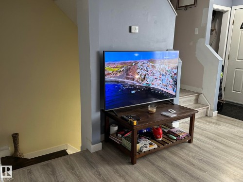 4804 Landsdowne Avenue, Blackfalds, AB - Indoor Photo Showing Other Room