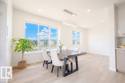 3386 Cutler Crescent, Edmonton, AB - Indoor Photo Showing Dining Room