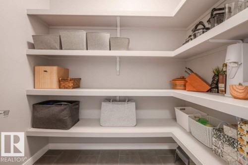 3386 Cutler Crescent, Edmonton, AB - Indoor With Storage
