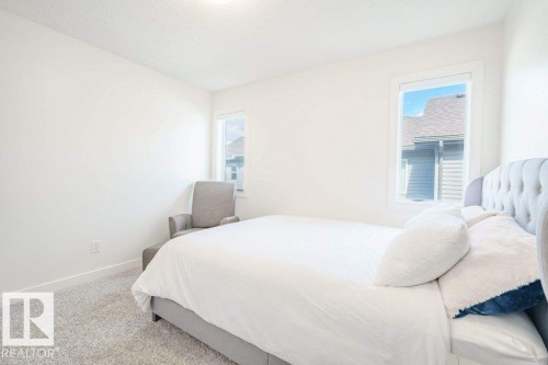3386 Cutler Crescent, Edmonton, AB - Indoor Photo Showing Bedroom