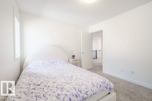 3386 Cutler Crescent, Edmonton, AB - Indoor Photo Showing Bedroom
