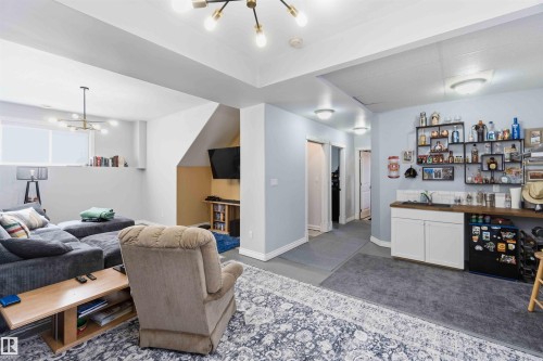 4328 48A Ave, Onoway, AB - Indoor