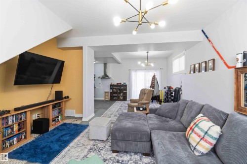 4328 48A Ave, Onoway, AB - Indoor