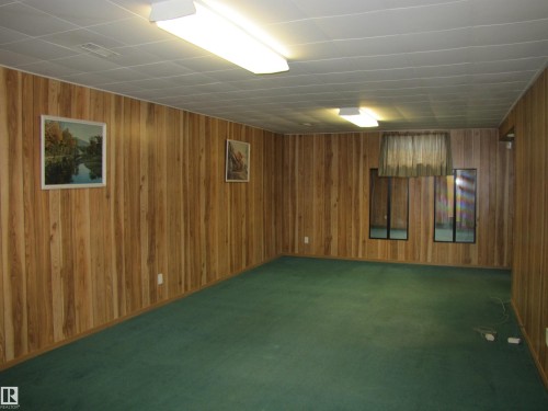 6832 83 Avenue, Edmonton, AB - Indoor Photo Showing Other Room