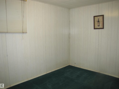 6832 83 Avenue, Edmonton, AB - Indoor Photo Showing Other Room