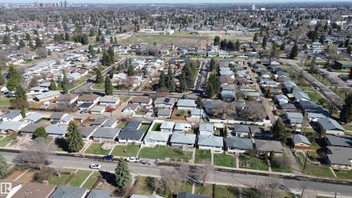 Image quality insufficient for description - 6832 83 Avenue, Edmonton, AB - Outdoor With View