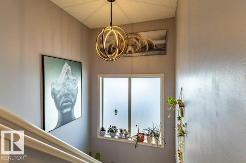 1676 Tomlinson Common, Edmonton, AB - Indoor Photo Showing Other Room