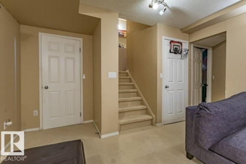 1676 Tomlinson Common, Edmonton, AB - Indoor Photo Showing Other Room