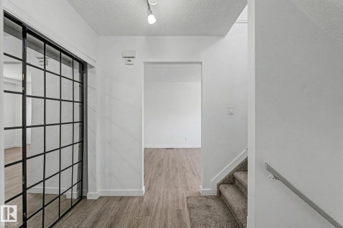 3317 107 Avenue, Edmonton, AB - Indoor Photo Showing Other Room