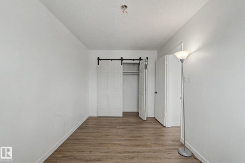 3317 107 Avenue, Edmonton, AB - Indoor Photo Showing Other Room