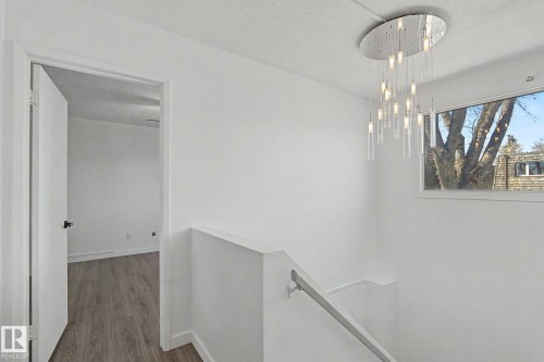 3317 107 Avenue, Edmonton, AB - Indoor Photo Showing Other Room