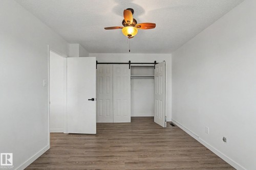3317 107 Avenue, Edmonton, AB - Indoor Photo Showing Other Room