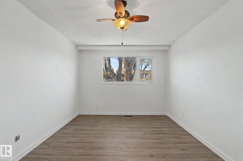 3317 107 Avenue, Edmonton, AB - Indoor Photo Showing Other Room