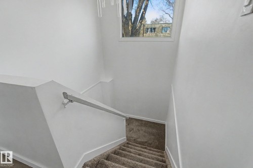 3317 107 Avenue, Edmonton, AB - Indoor Photo Showing Other Room