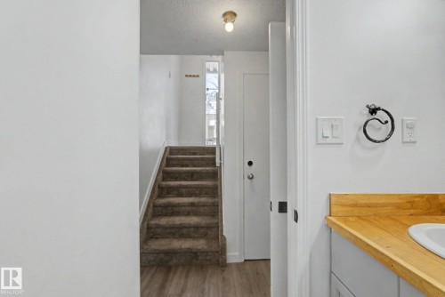 3317 107 Avenue, Edmonton, AB - Indoor