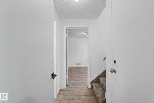 3317 107 Avenue, Edmonton, AB - Indoor Photo Showing Other Room