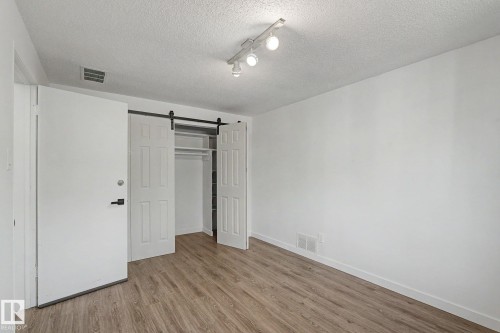 3317 107 Avenue, Edmonton, AB - Indoor Photo Showing Other Room
