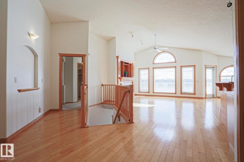 16203 89 Street, Edmonton, AB - Indoor Photo Showing Other Room
