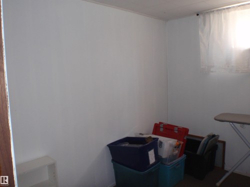4510 57 Avenue, Barrhead, AB - Indoor