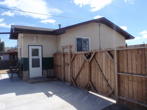4510 57 Avenue, Barrhead, AB - Outdoor With Exterior