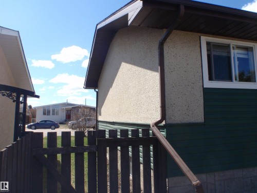 4510 57 Avenue, Barrhead, AB - Outdoor With Exterior