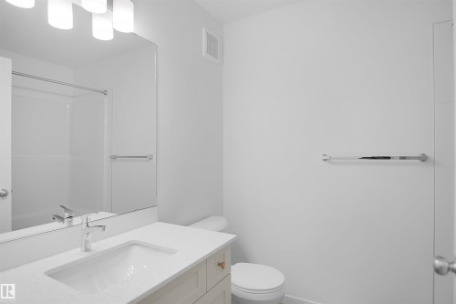 111 1009 Cy Becker Road, Edmonton, AB - Indoor Photo Showing Other Room