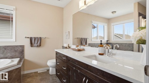 37 Codette Way, Sherwood Park, AB - Indoor Photo Showing Bathroom
