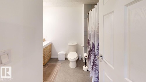 4116 55C Ave, Drayton Valley, AB - Indoor Photo Showing Bathroom