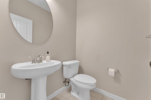 3650 13 Street, Edmonton, AB - Indoor Photo Showing Bathroom