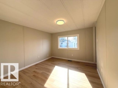 67 Ridgeway Drive, Edmonton, AB - Indoor Photo Showing Other Room