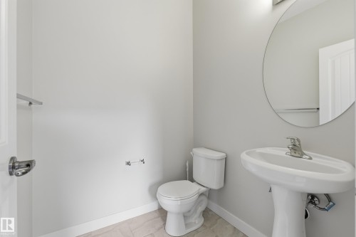 39 Greenbury Boulevard, Spruce Grove, AB - Indoor Photo Showing Bathroom