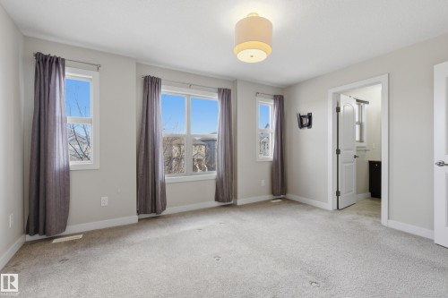39 Greenbury Boulevard, Spruce Grove, AB - Indoor