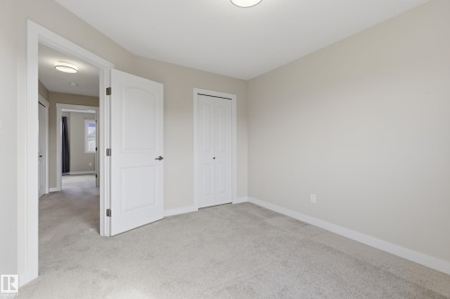 39 Greenbury Boulevard, Spruce Grove, AB - Indoor Photo Showing Other Room