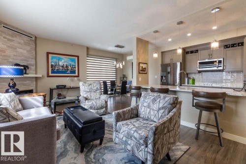 301 9707 105 Street, Edmonton, AB - Indoor